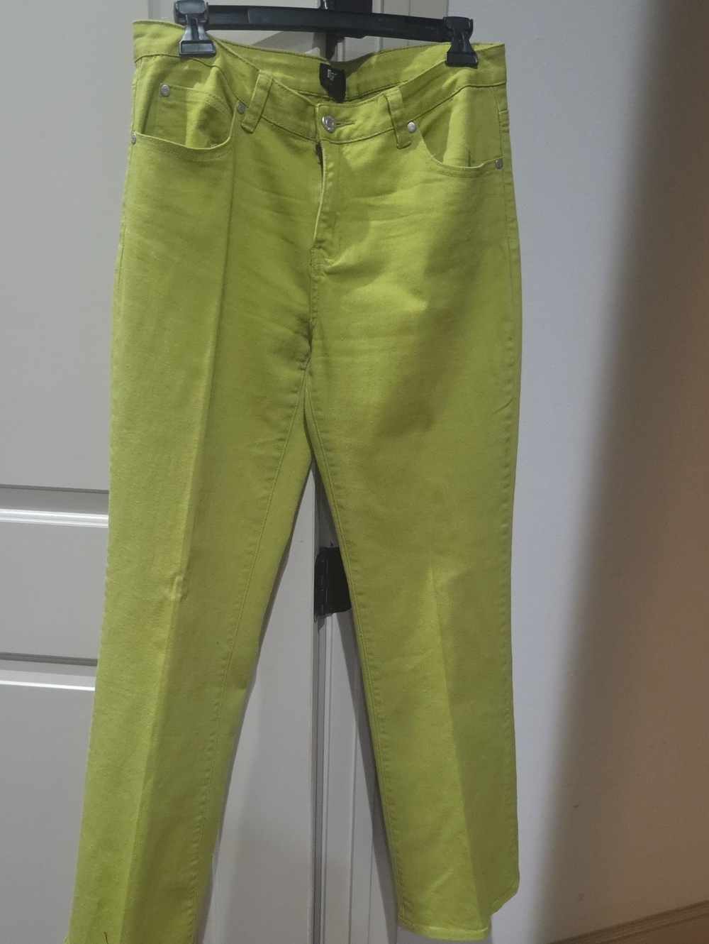 metrostyle Lime Green Cropped Straight-Leg Jeans